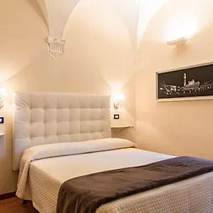 ** Gasthuis Quattro Cantoni Italië